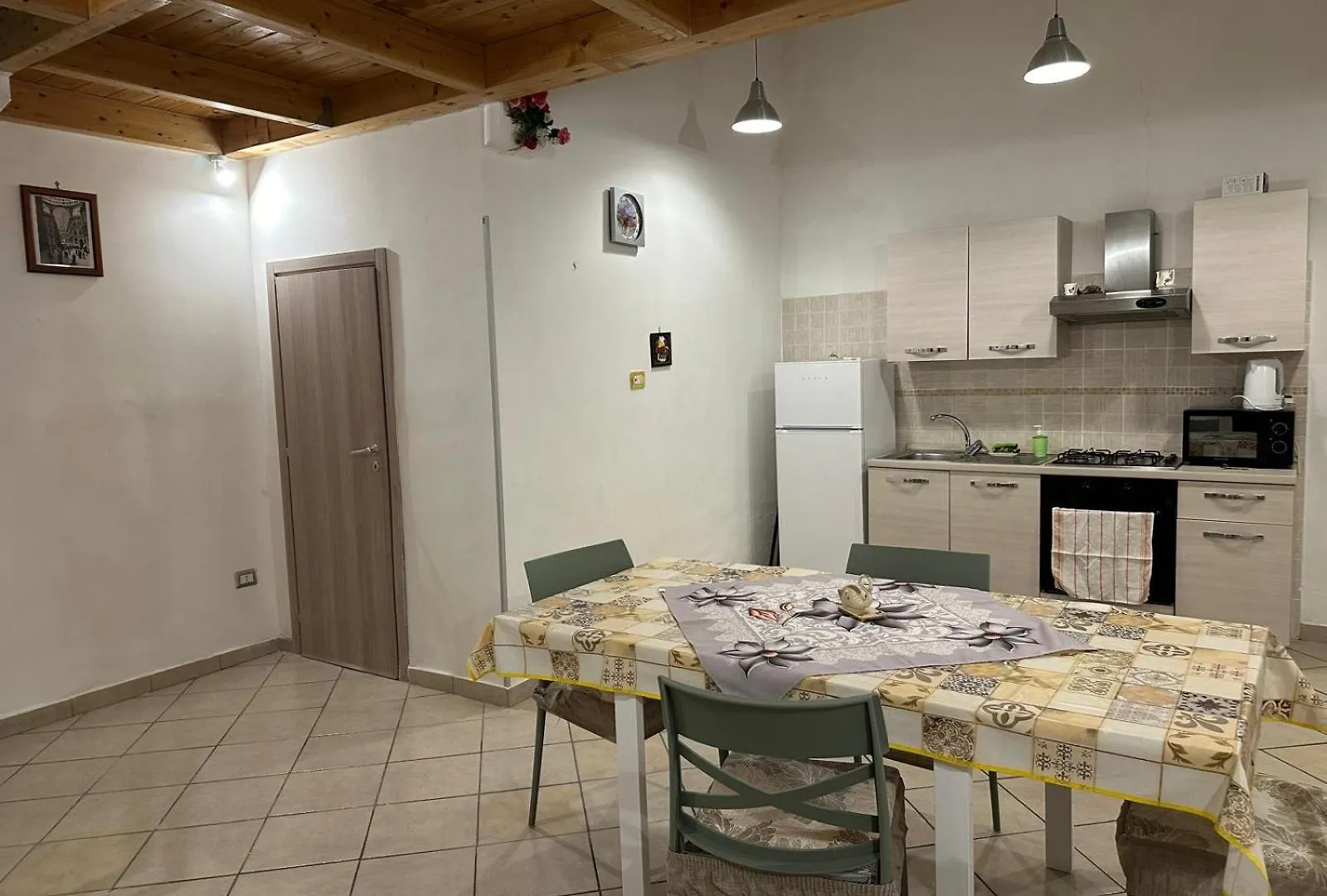 House Vincenza Apartment Naples Italy